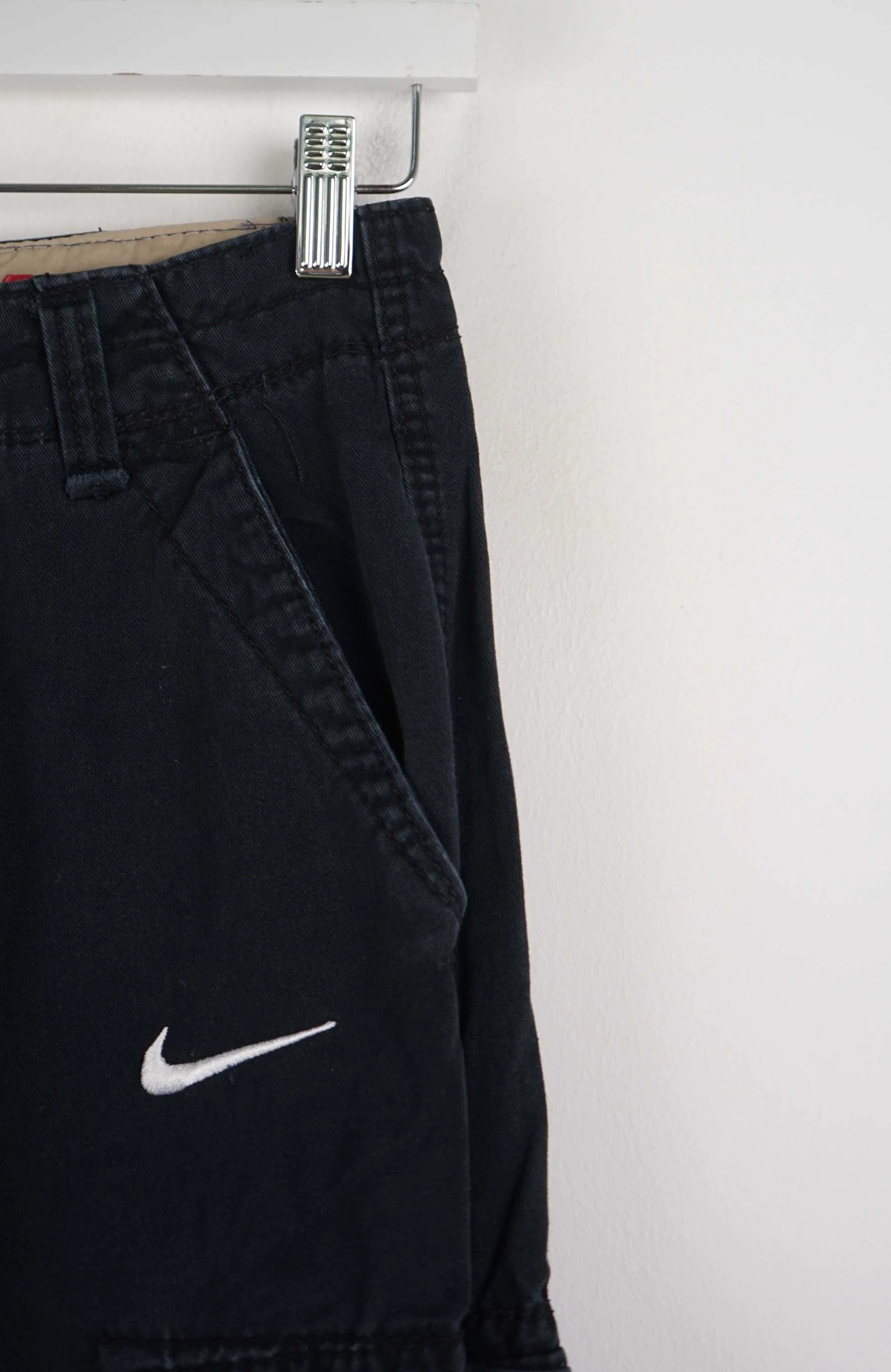VINTAGE REWORK CARGO PANTS W26 - Image 2