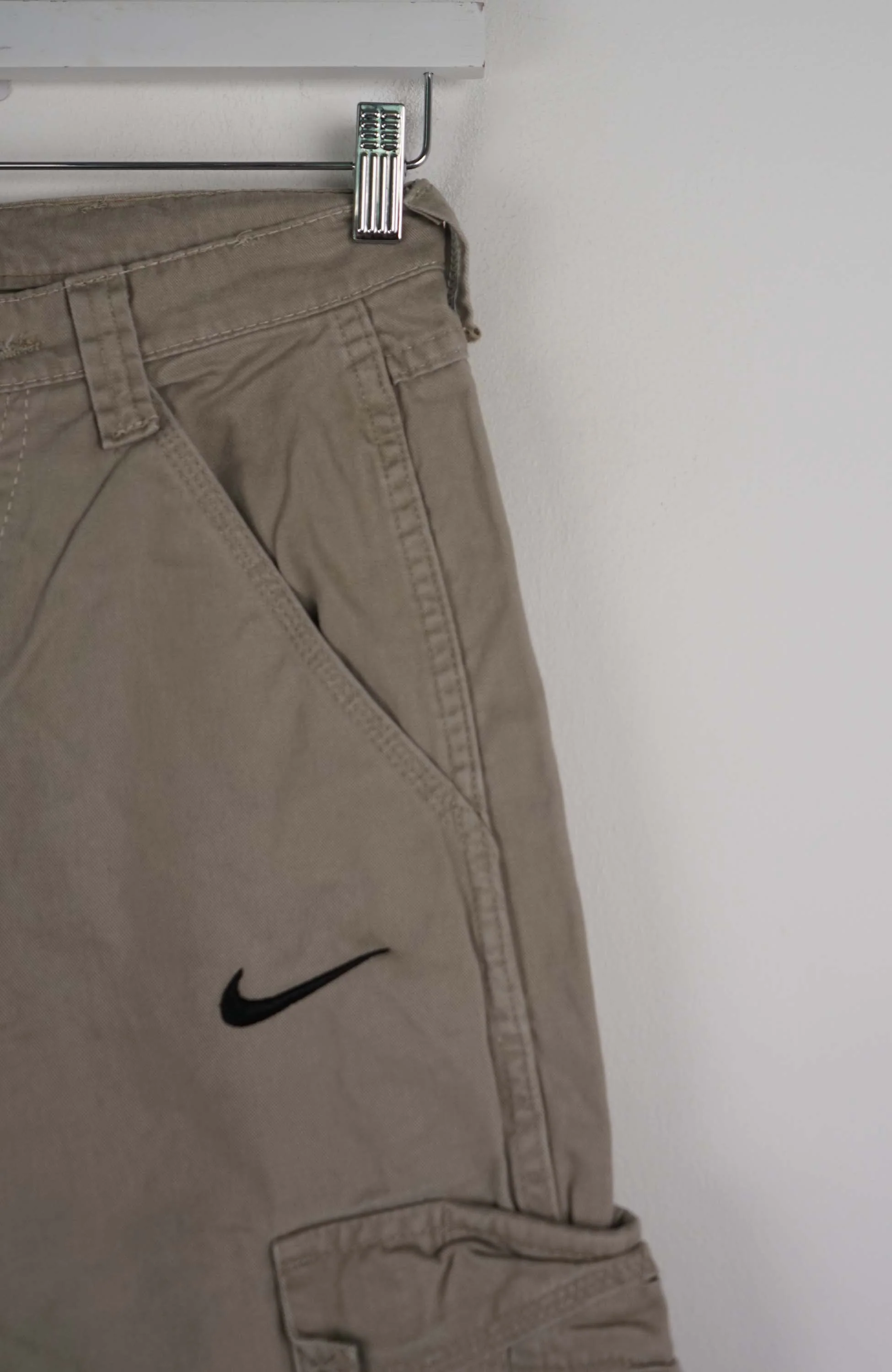 VINTAGE REWORK CARGO PANTS W27 - Image 2