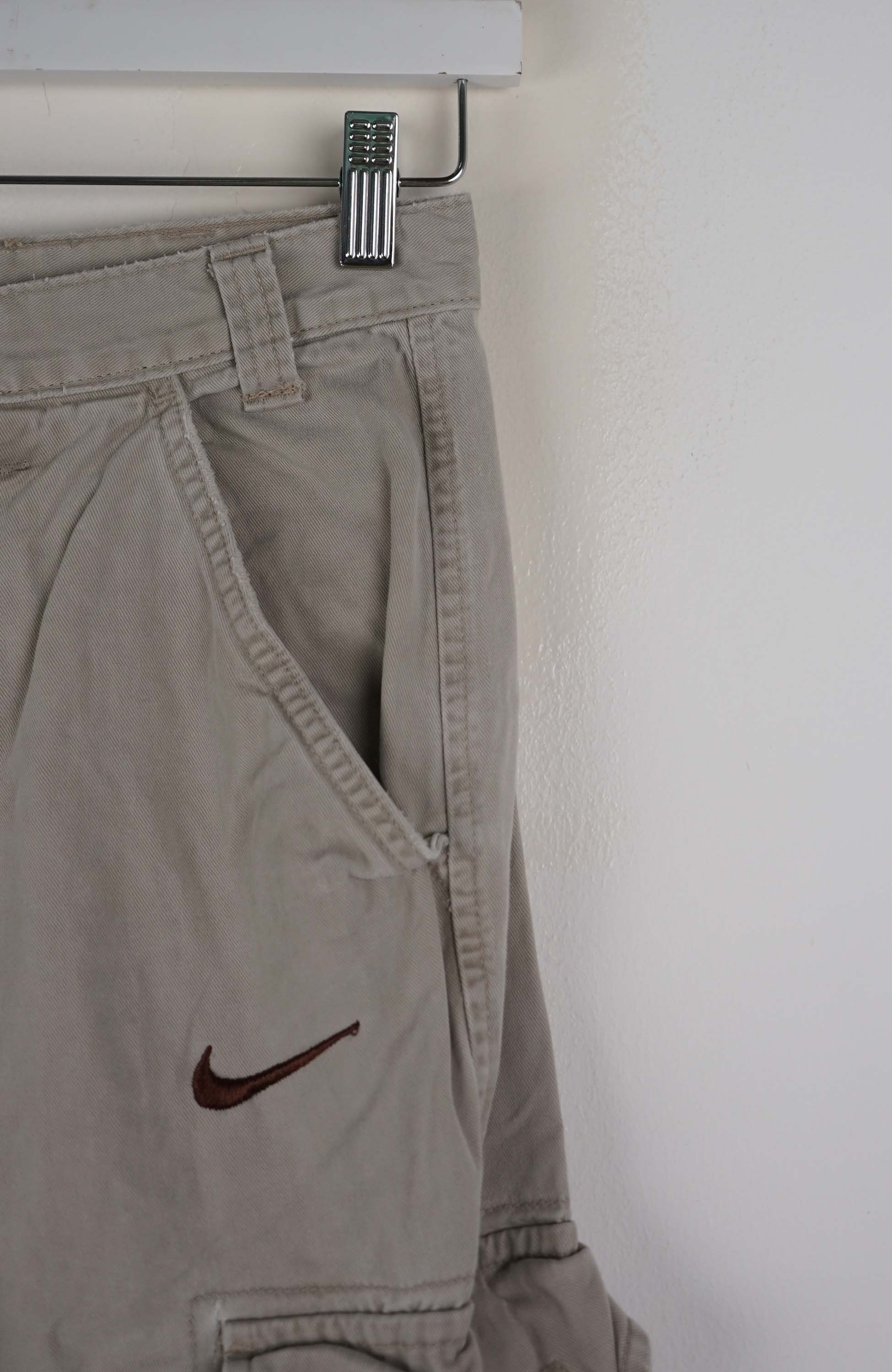 VINTAGE REWORK CARGO PANTS W27 - Image 2