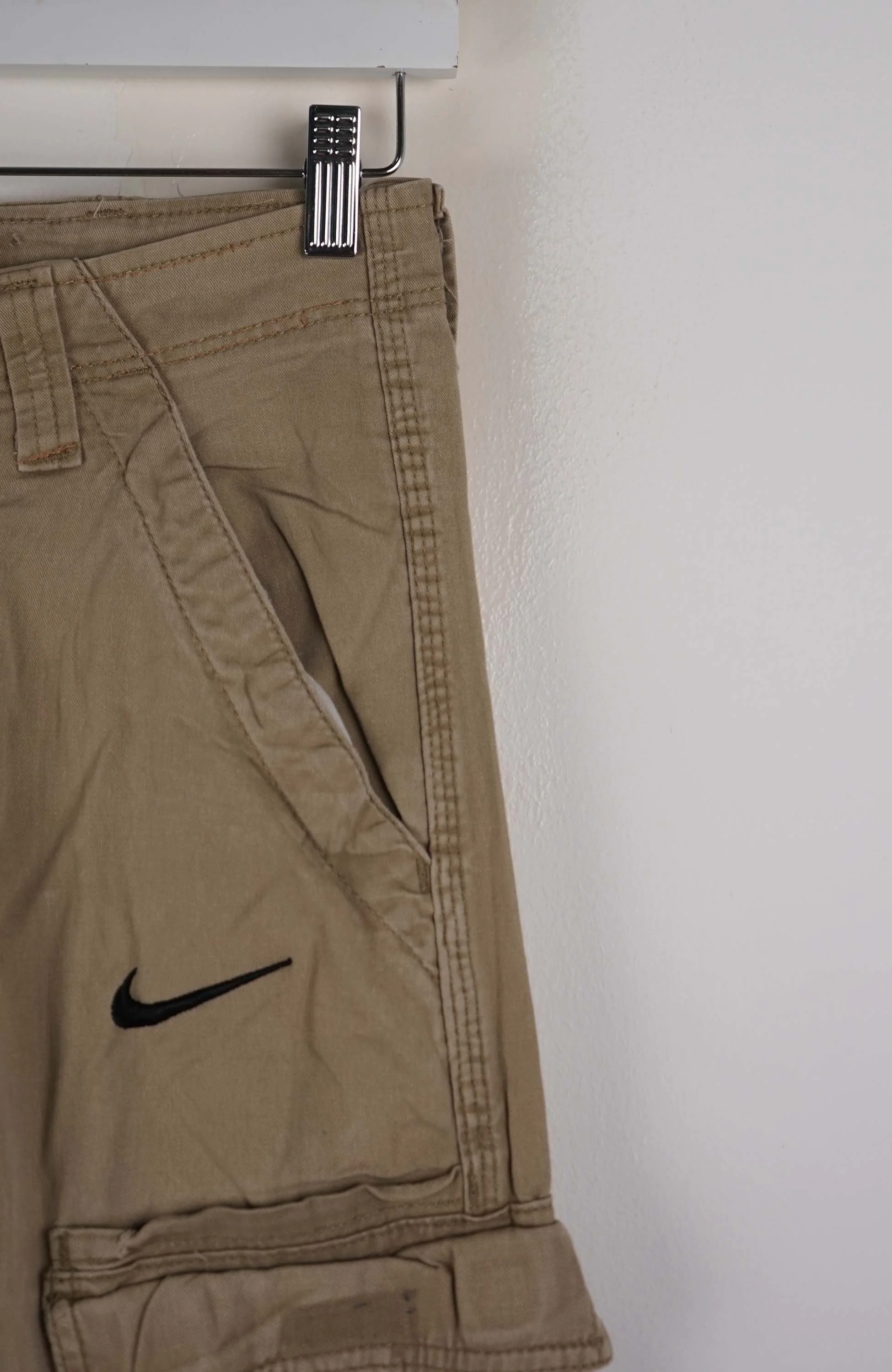 VINTAGE REWORK CARGO PANTS W28 - Image 2