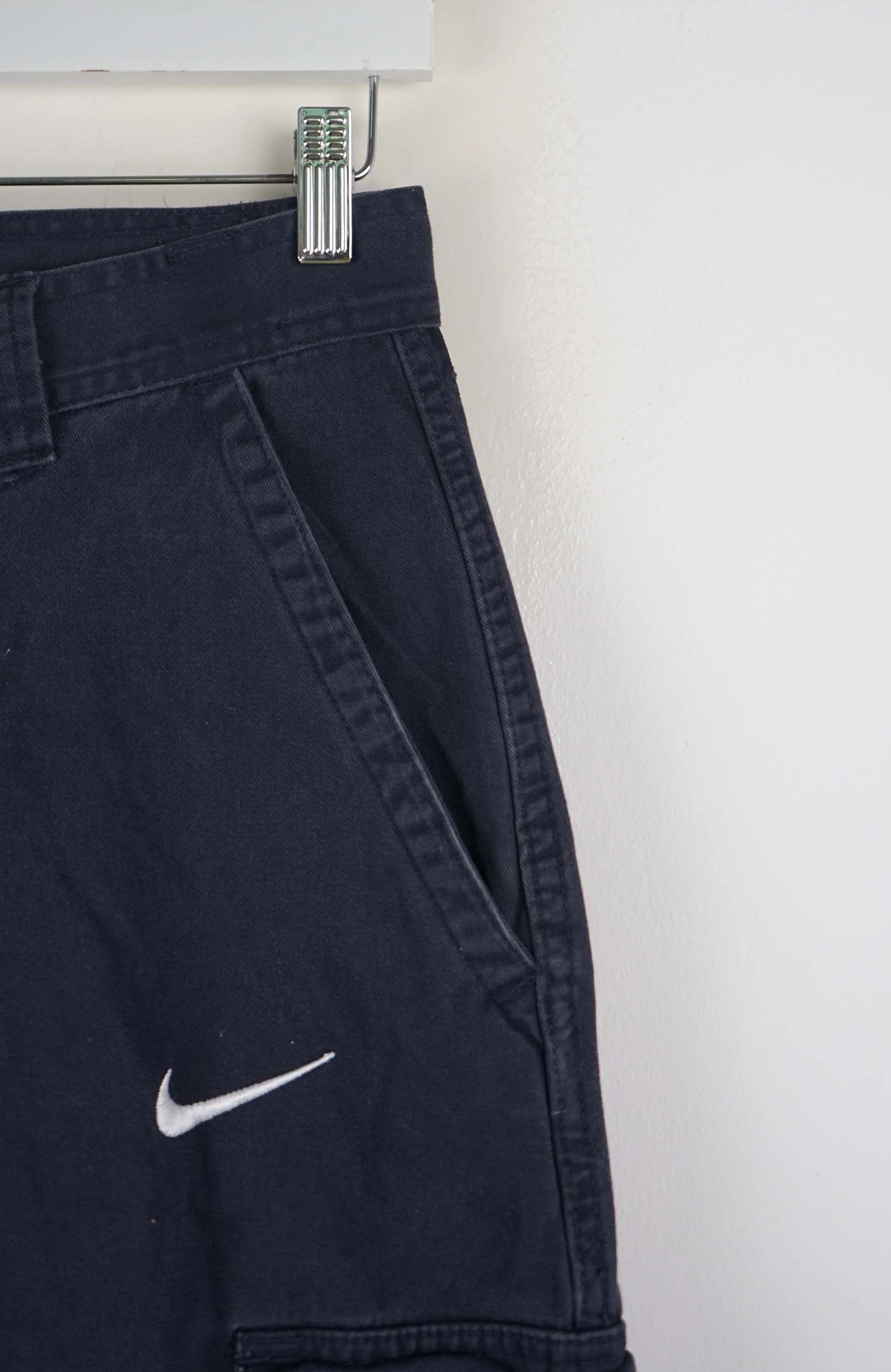VINTAGE REWORK CARGO PANTS W28 - Image 2