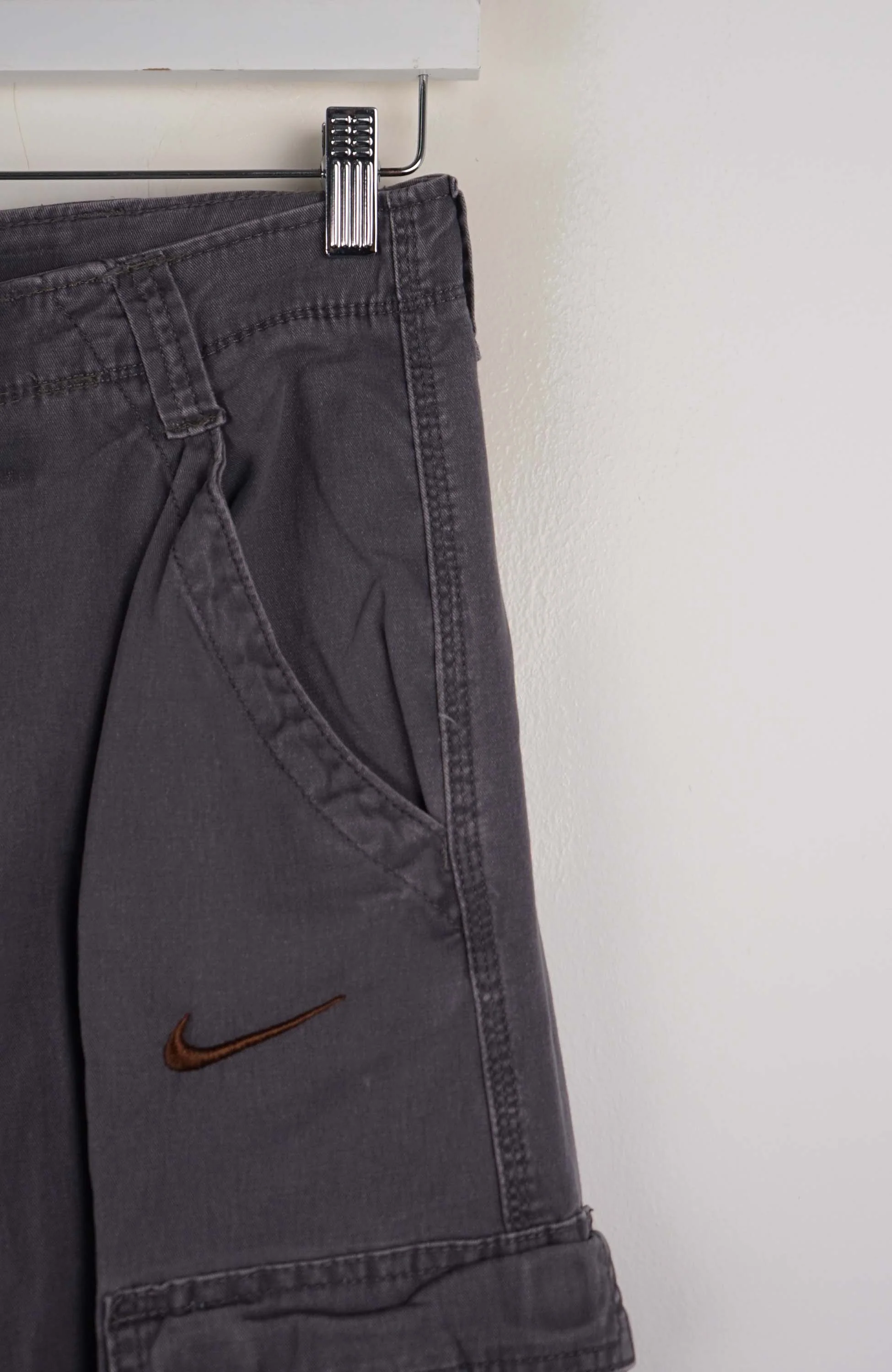 VINTAGE REWORK CARGO PANTS W30 - Image 2