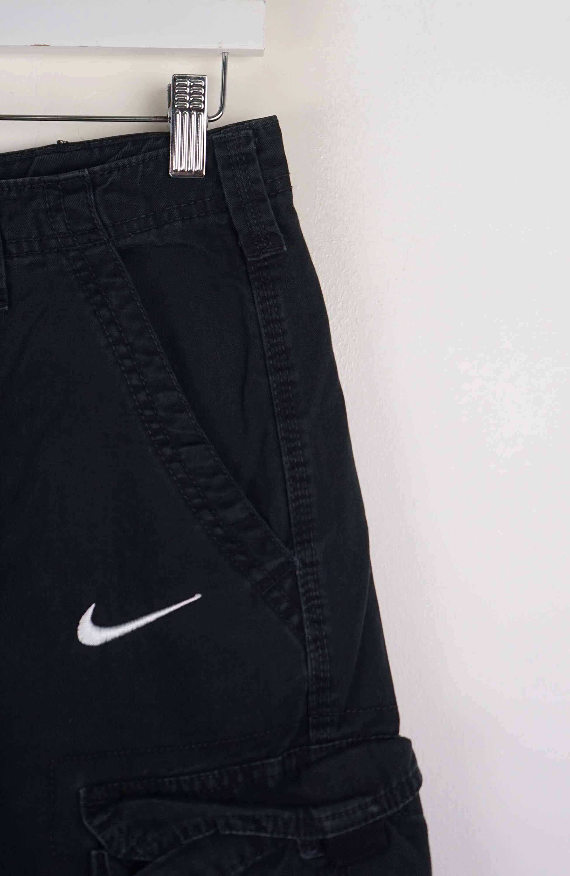 VINTAGE REWORK CARGO SHORTS W28 - Image 2