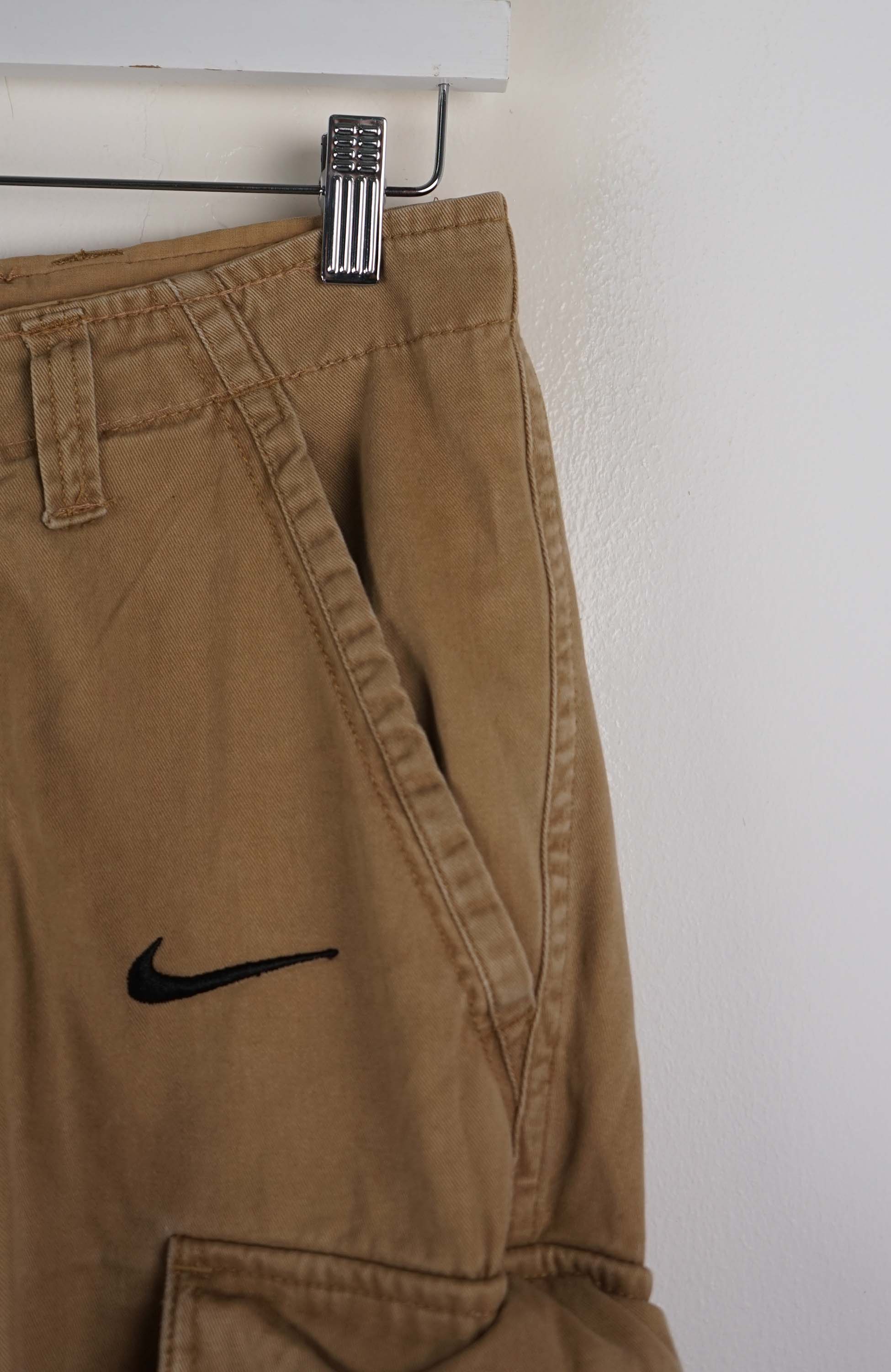 VINTAGE REWORK CARGO SHORTS W28 - Image 2