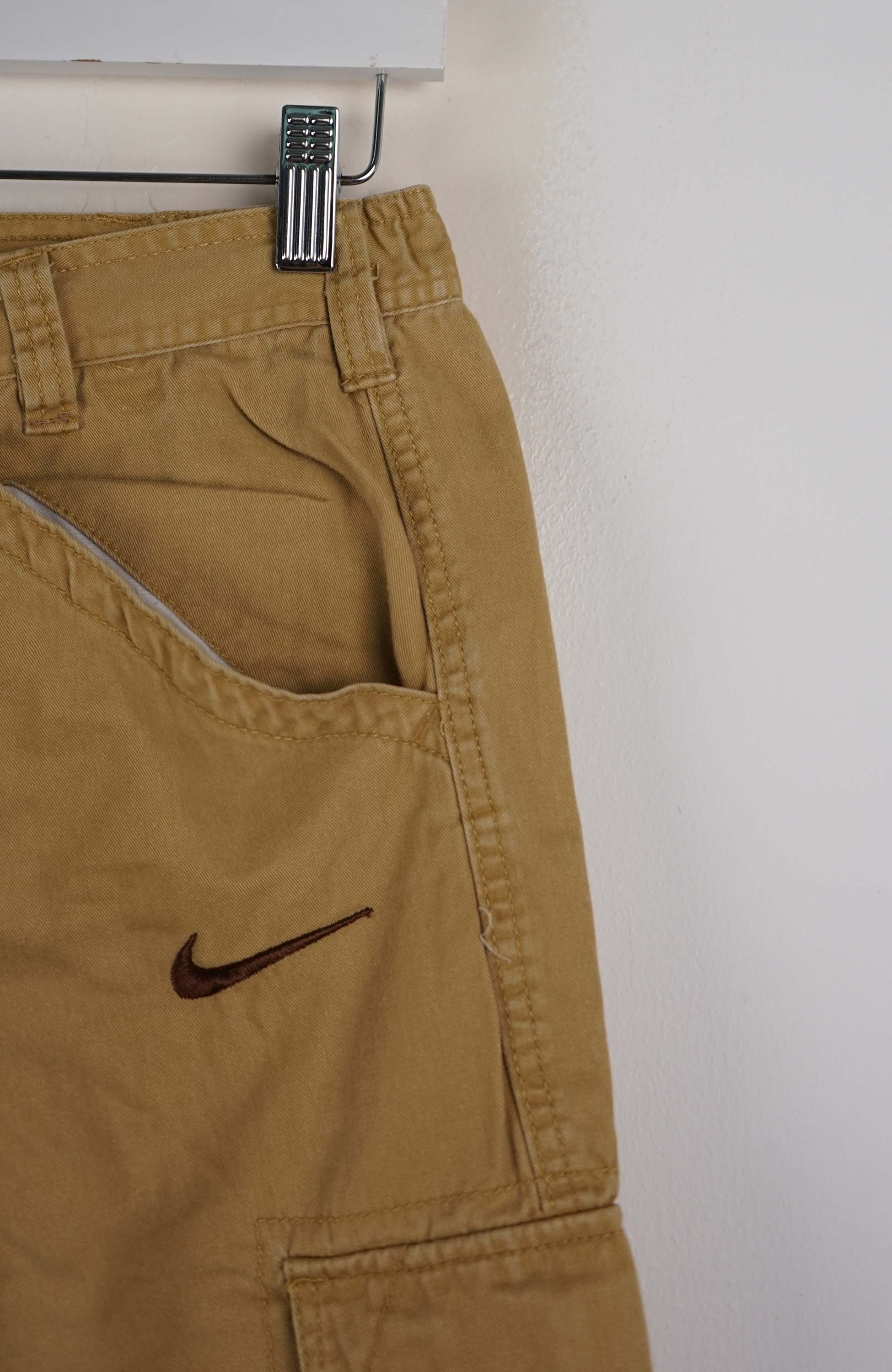 VINTAGE REWORK CARGO SHORTS W28 - Image 2