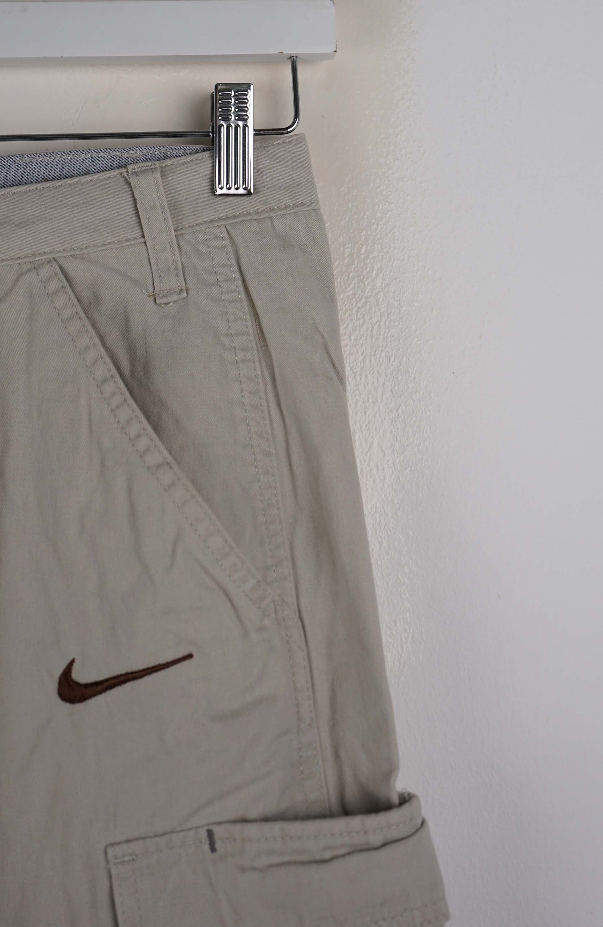 VINTAGE REWORK CARGO SHORTS W28 - Image 2