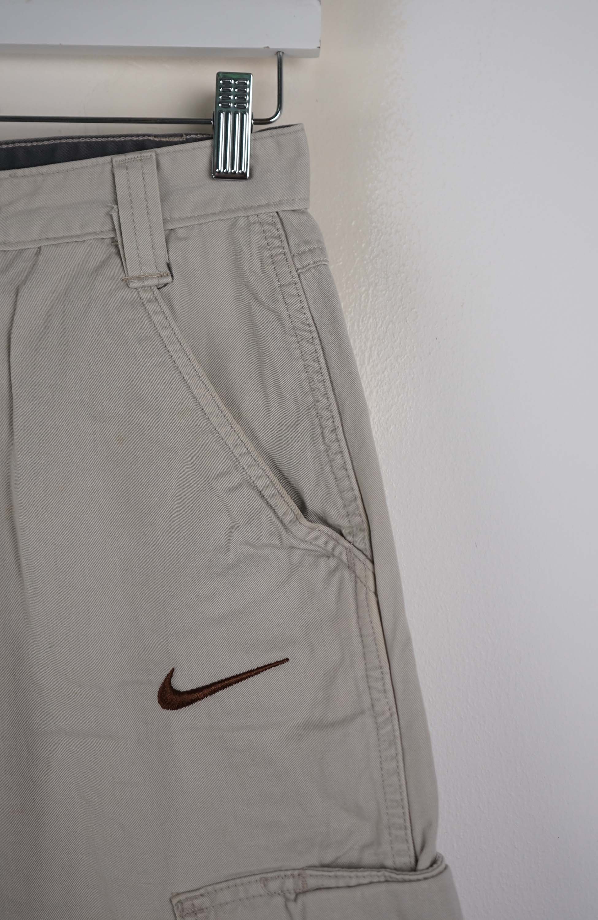 VINTAGE REWORK CARGO SHORTS W28 - Image 2