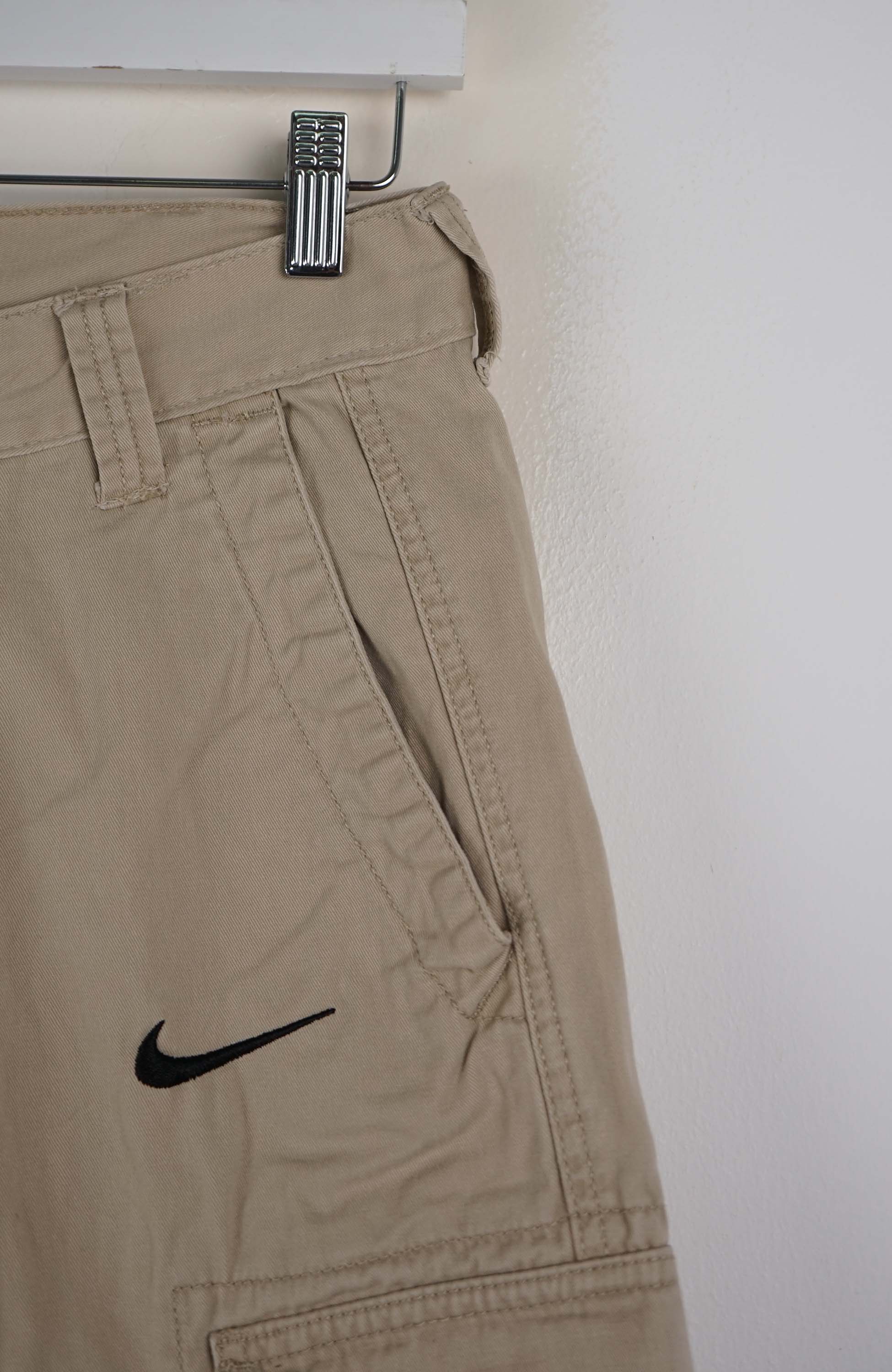 VINTAGE REWORK CARGO SHORTS W28 - Image 2