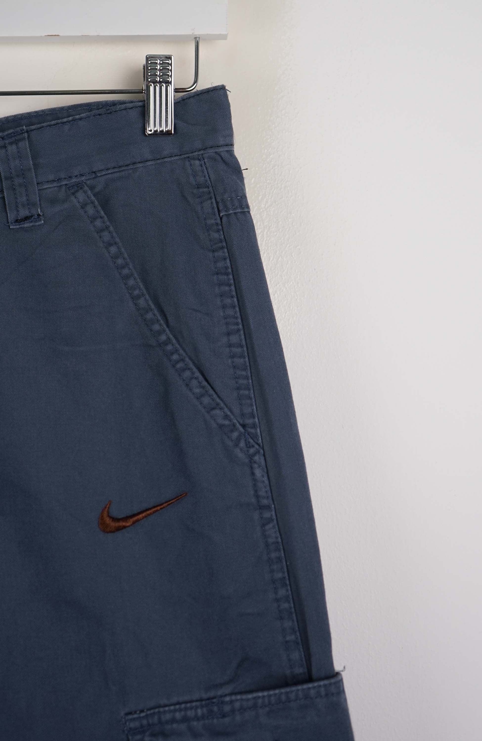 VINTAGE REWORK CARGO SHORTS W28 - Image 2