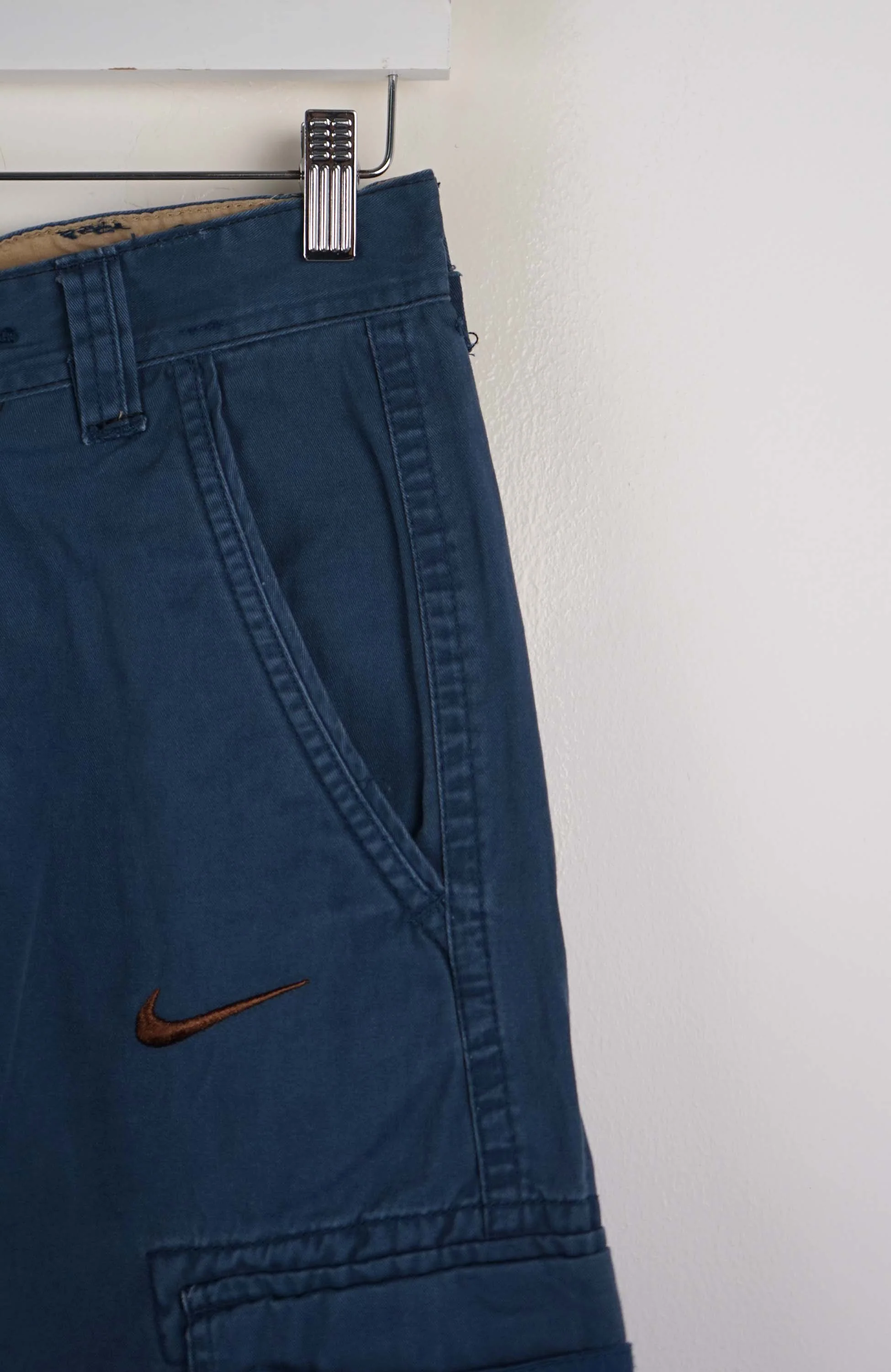 VINTAGE REWORK CARGO SHORTS W28 - Image 2