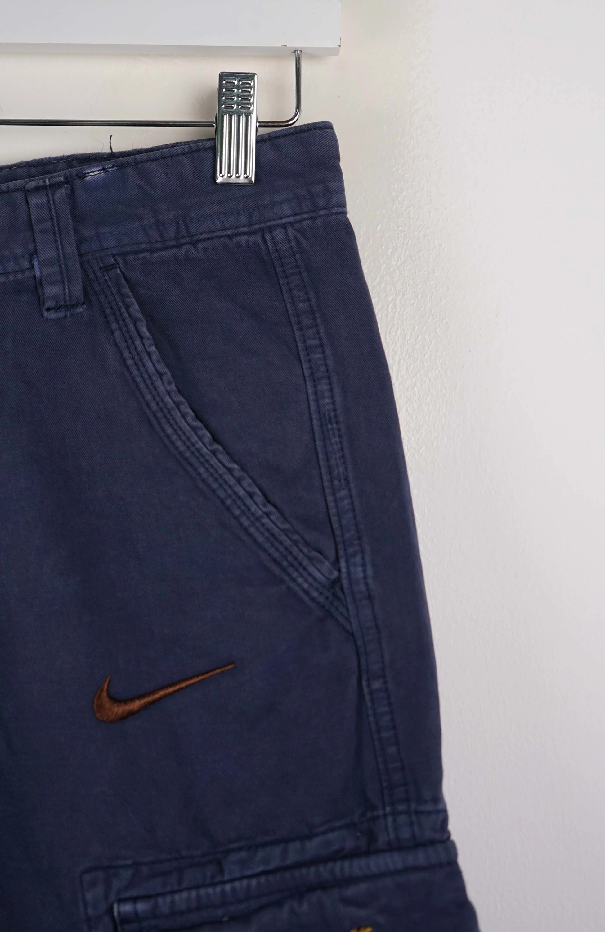VINTAGE REWORK CARGO SHORTS W28 - Image 2