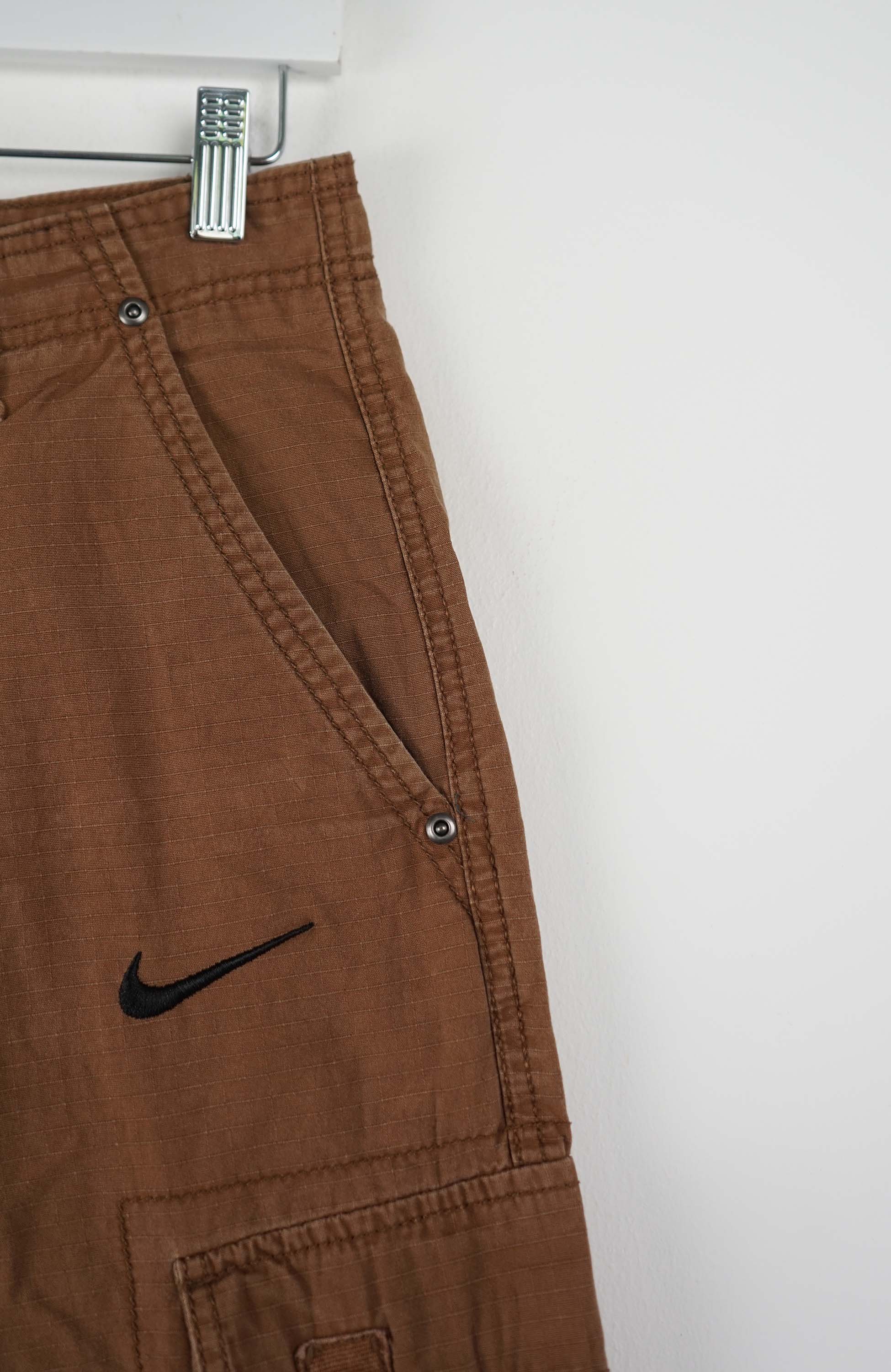 VINTAGE REWORK CARGO SHORTS W28 - Image 2