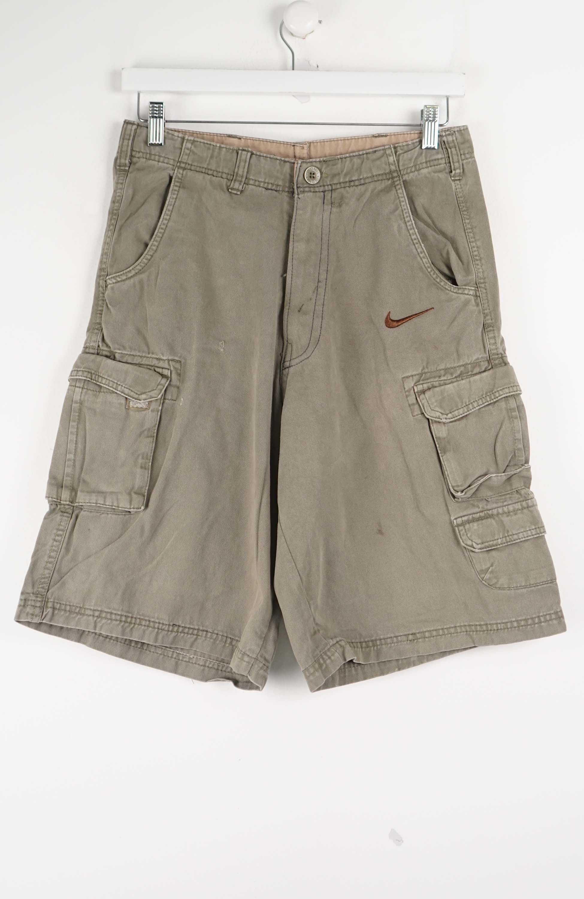 VINTAGE REWORK CARGO SHORTS W28