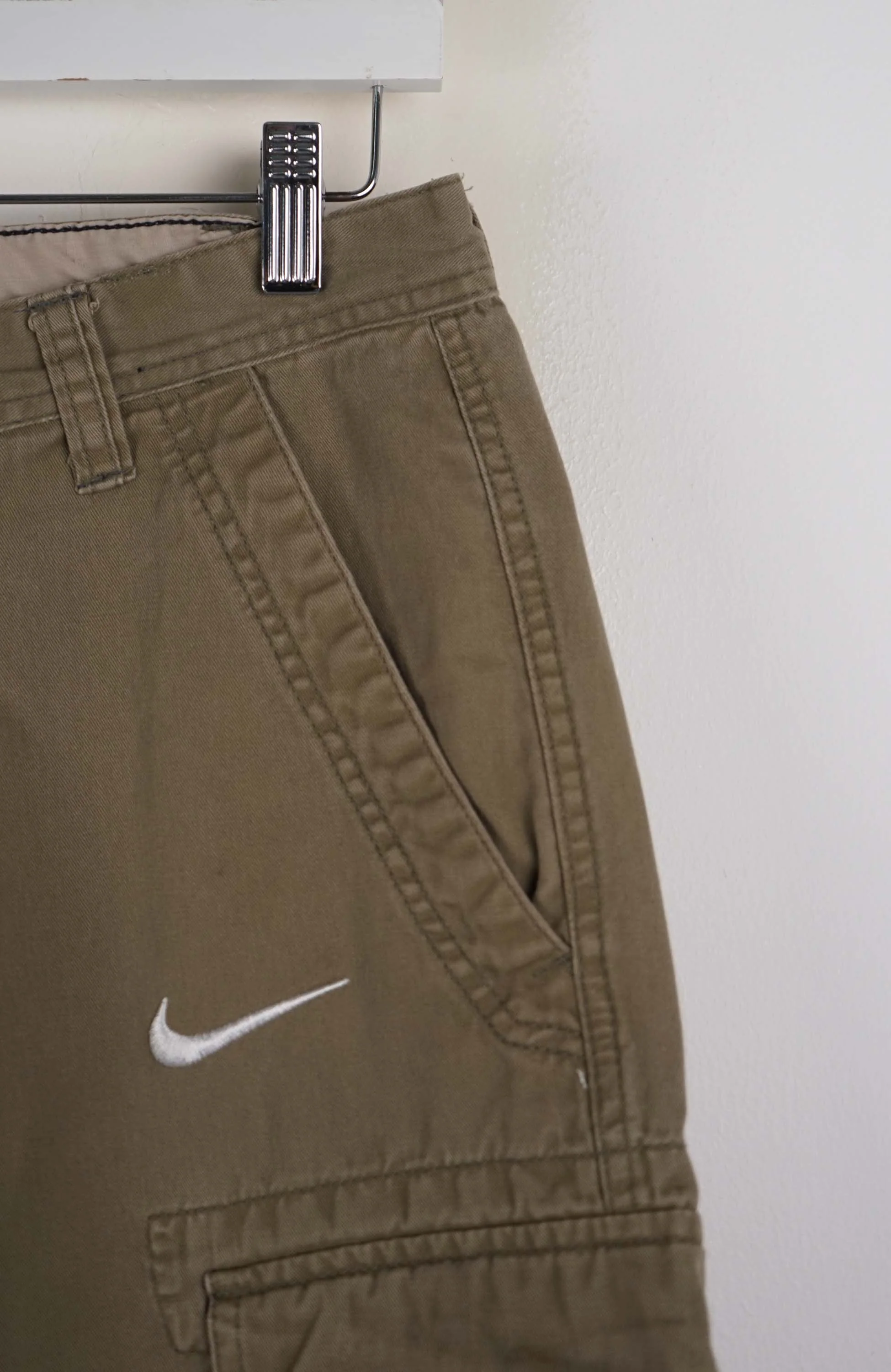 VINTAGE REWORK CARGO SHORTS W29 - Image 2
