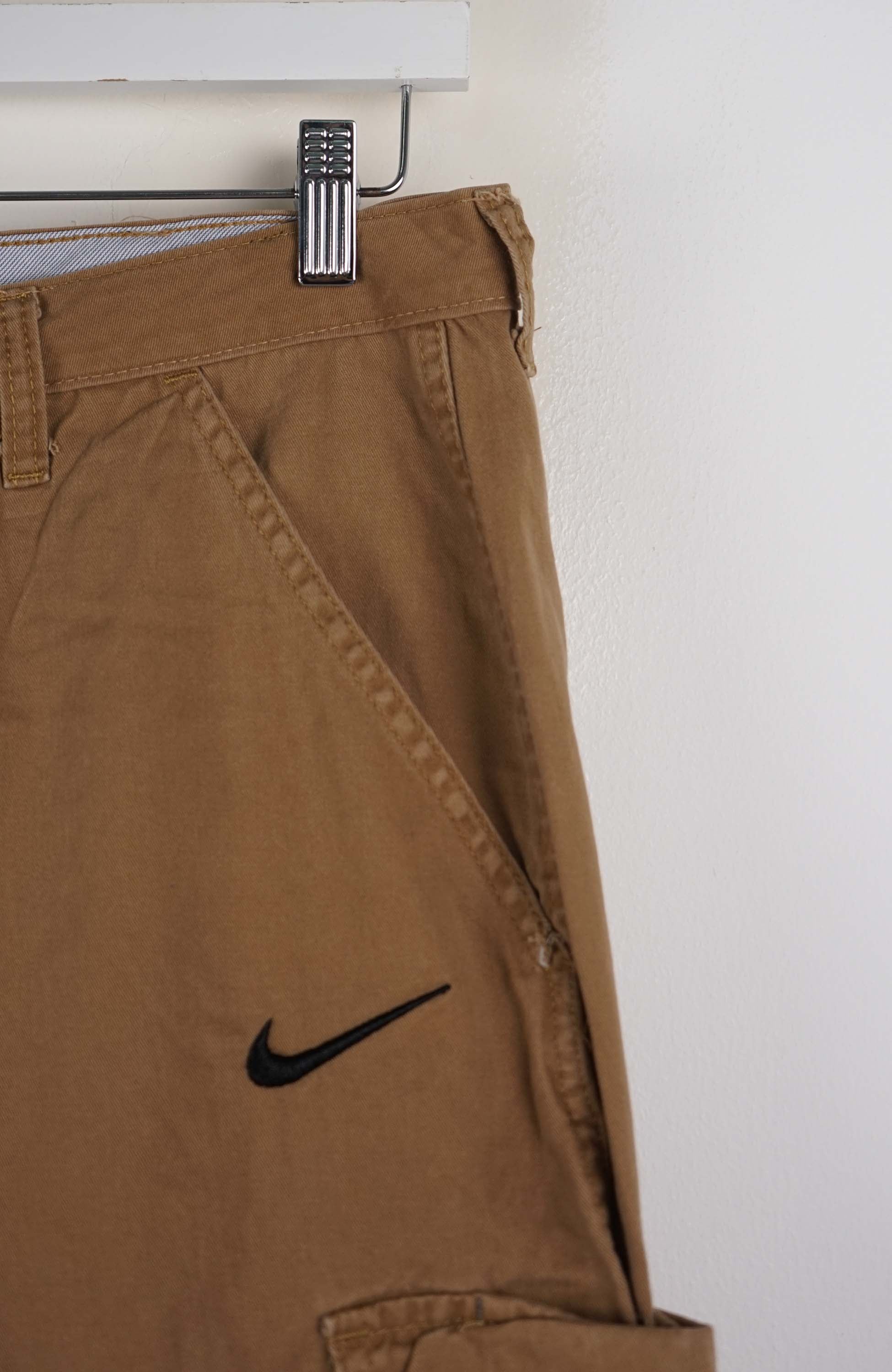 VINTAGE REWORK CARGO SHORTS W29 - Image 2