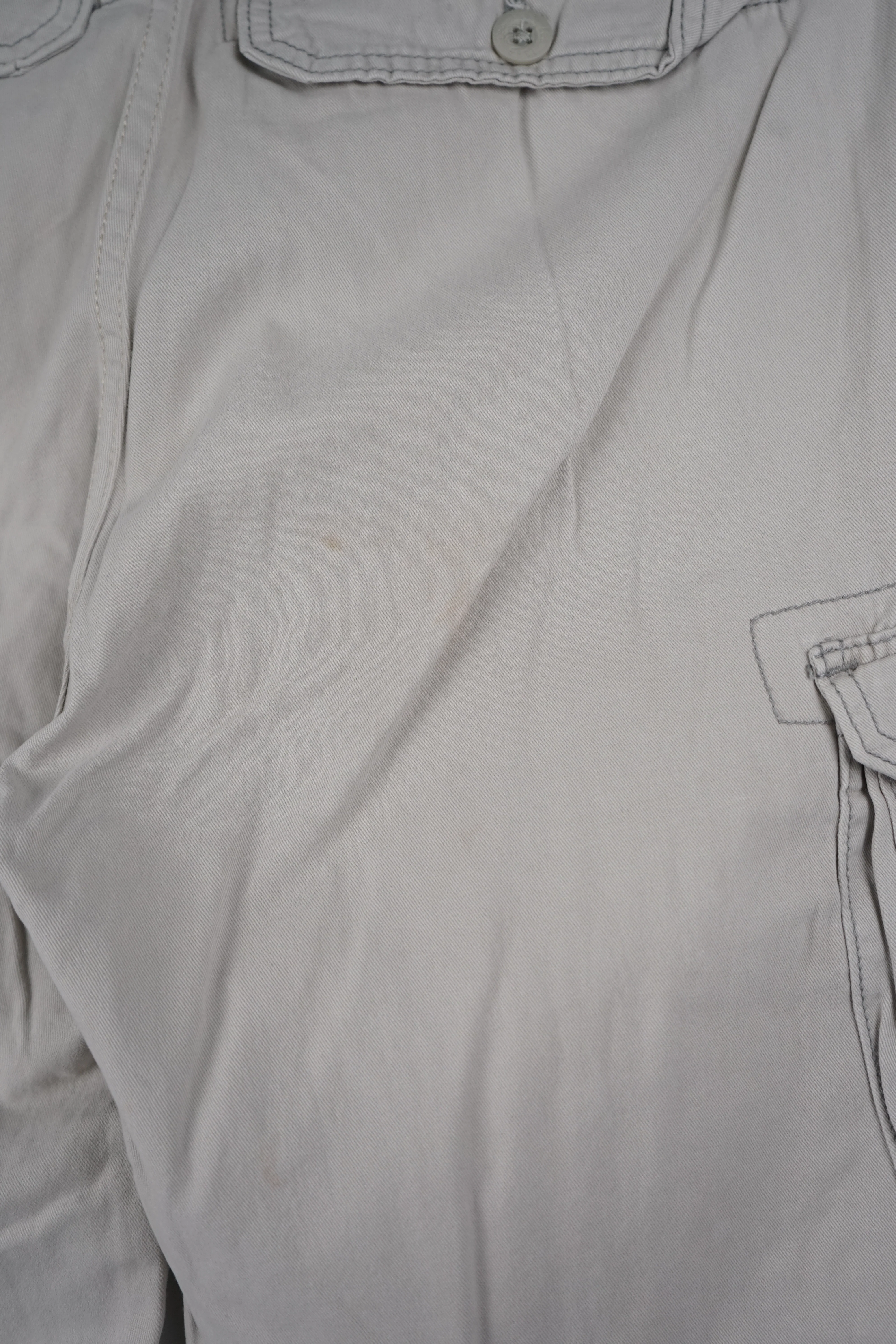 VINTAGE REWORK CARGO SHORTS W30 - Image 3
