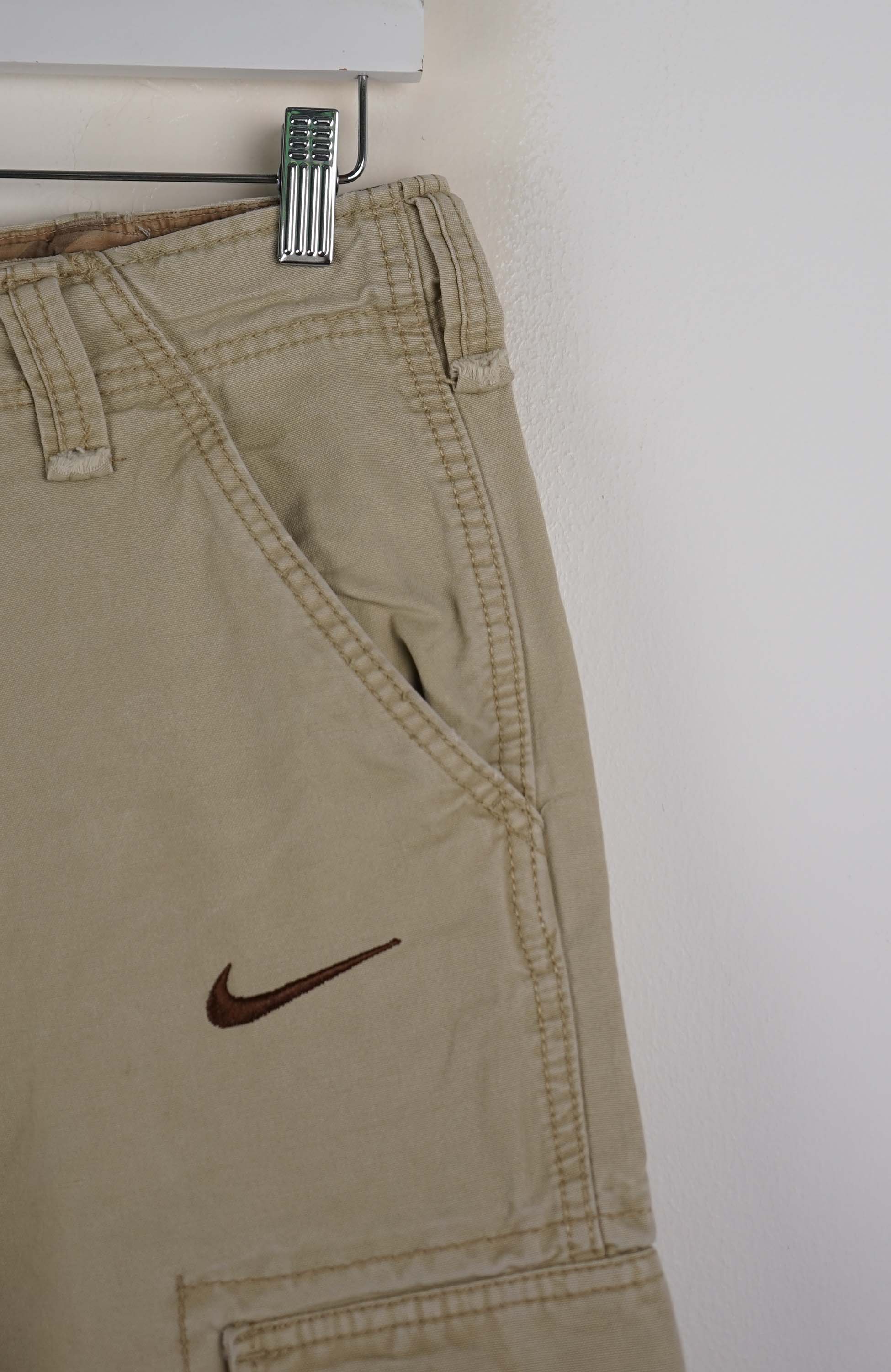 VINTAGE REWORK CARGO SHORTS W30 - Image 2