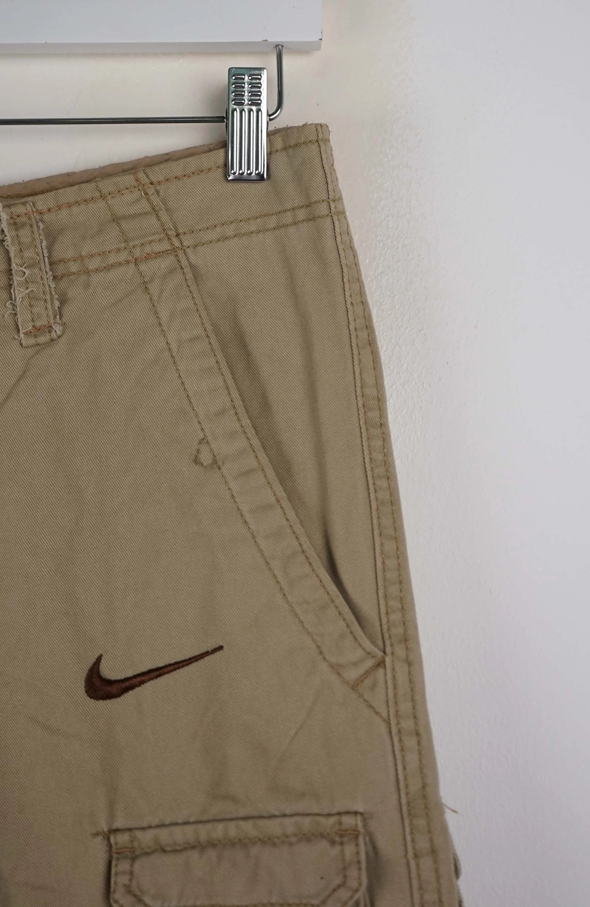 VINTAGE REWORK CARGO SHORTS W30 - Image 2