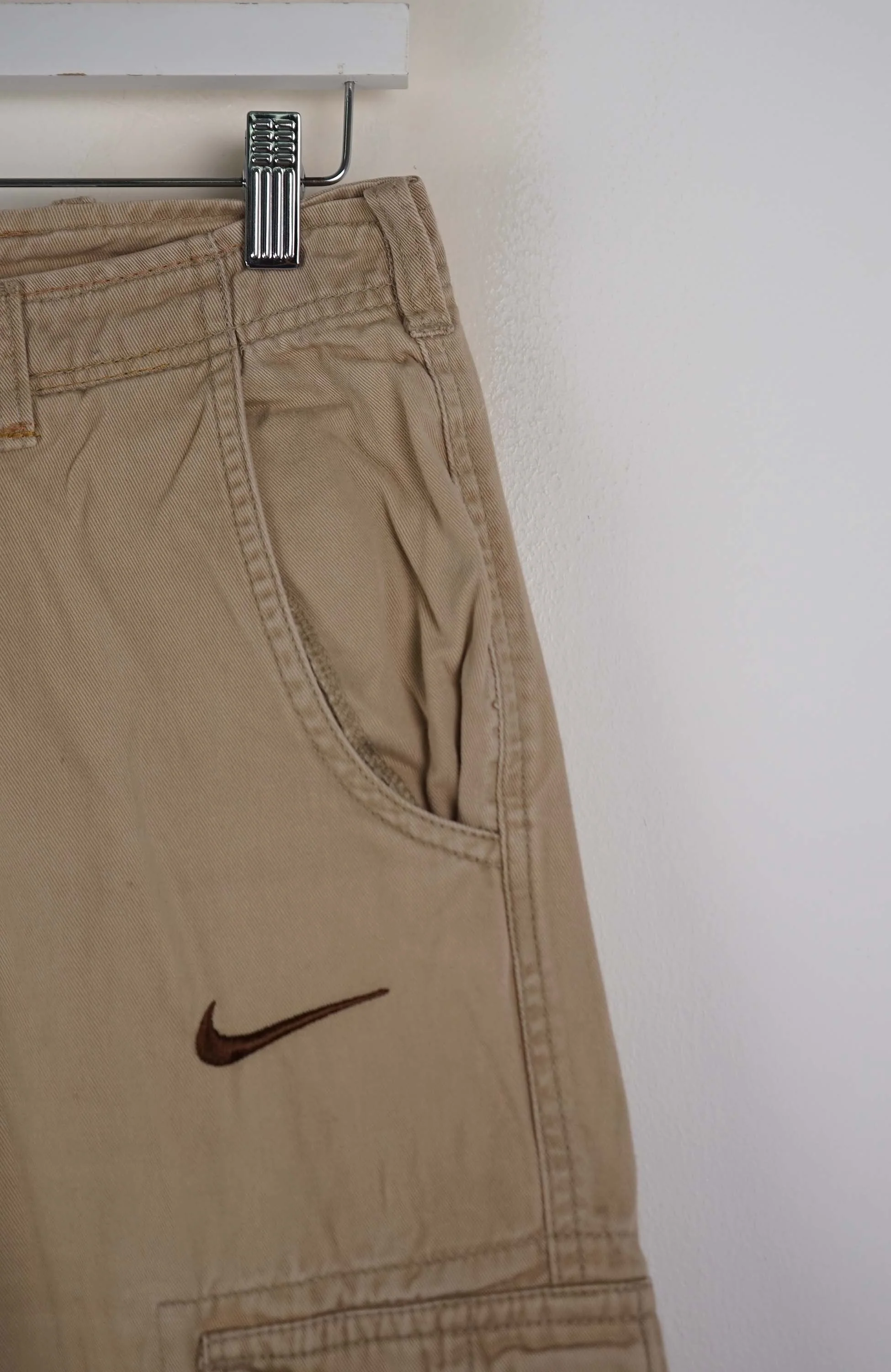 VINTAGE REWORK CARGO SHORTS W30 - Image 2
