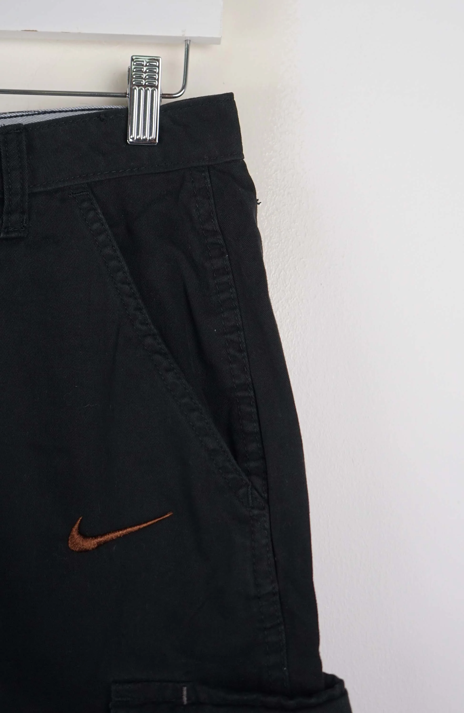 VINTAGE REWORK CARGO SHORTS W31 - Image 2