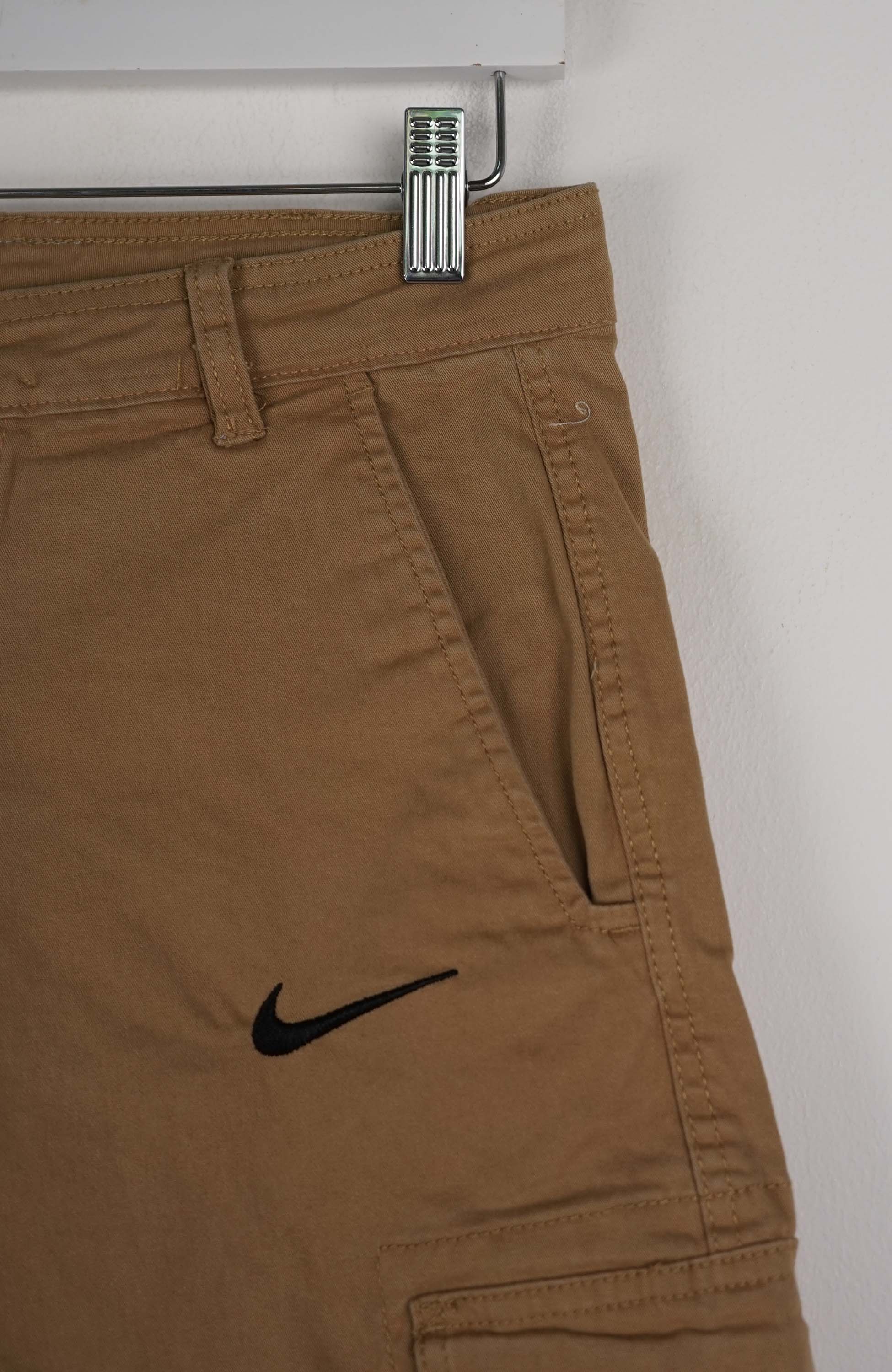 VINTAGE REWORK CARGO SHORTS W31 - Image 2