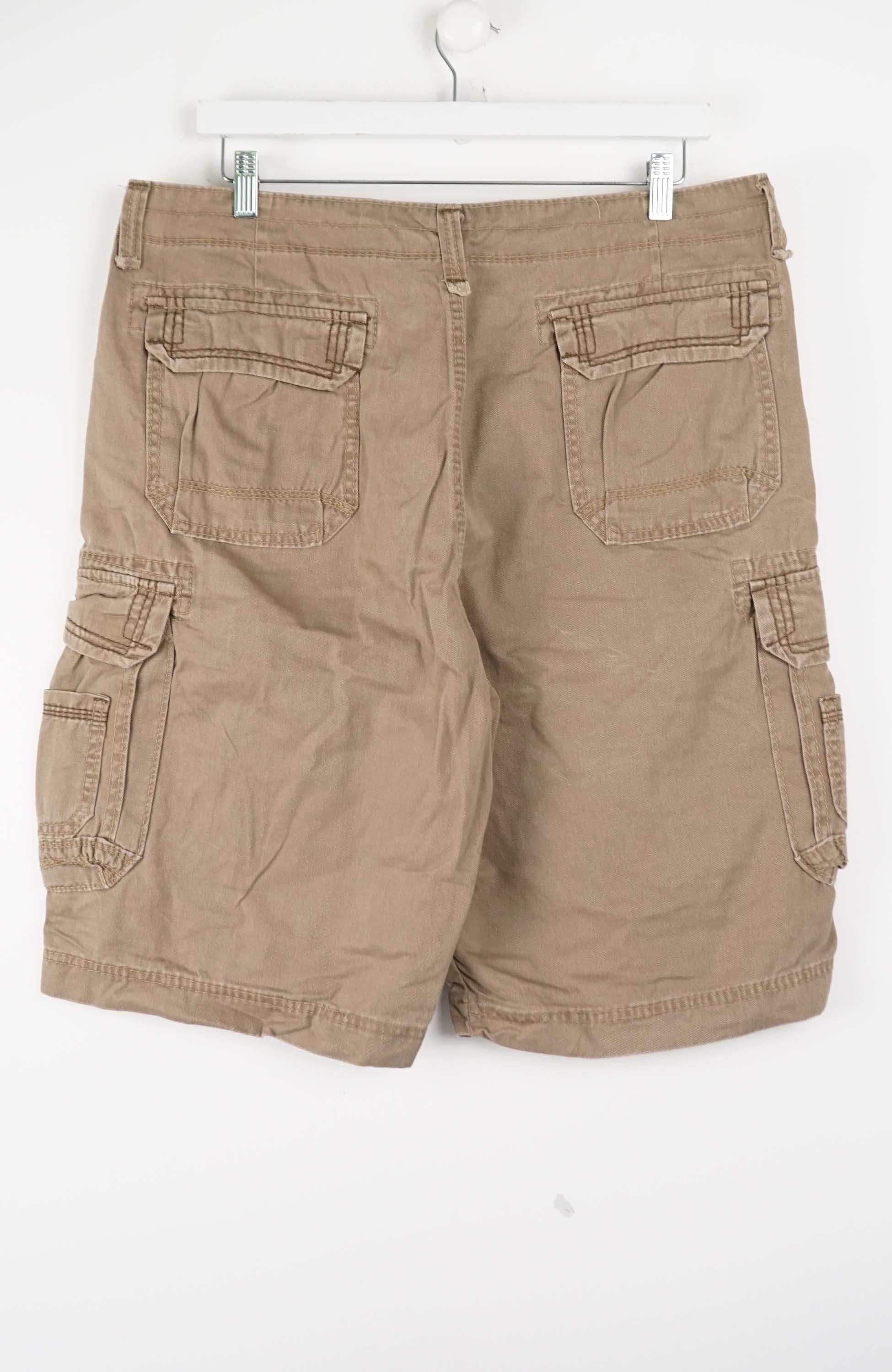 VINTAGE REWORK CARGO SHORTS W38 - Image 3