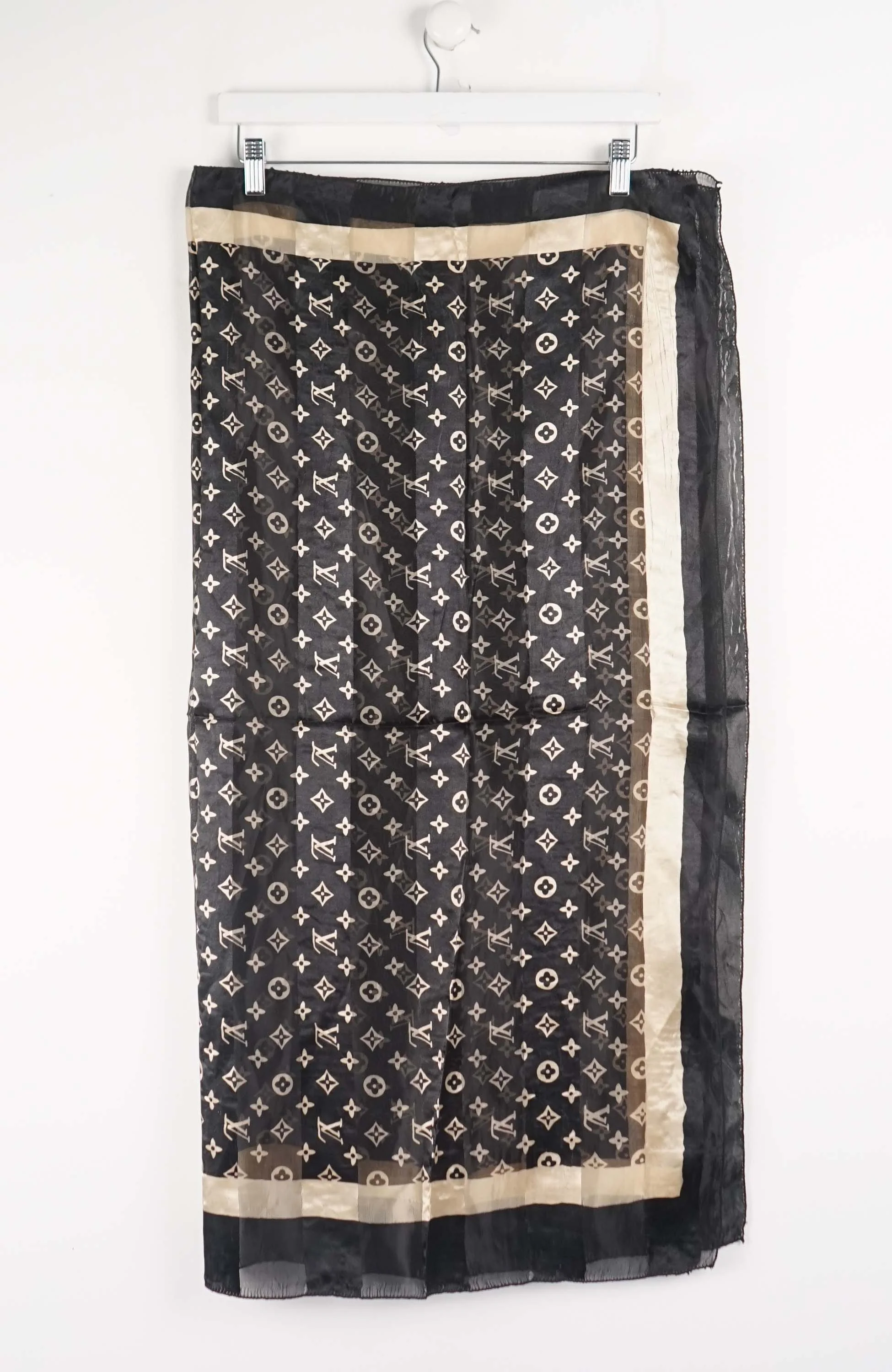 VINTAGE SCARF