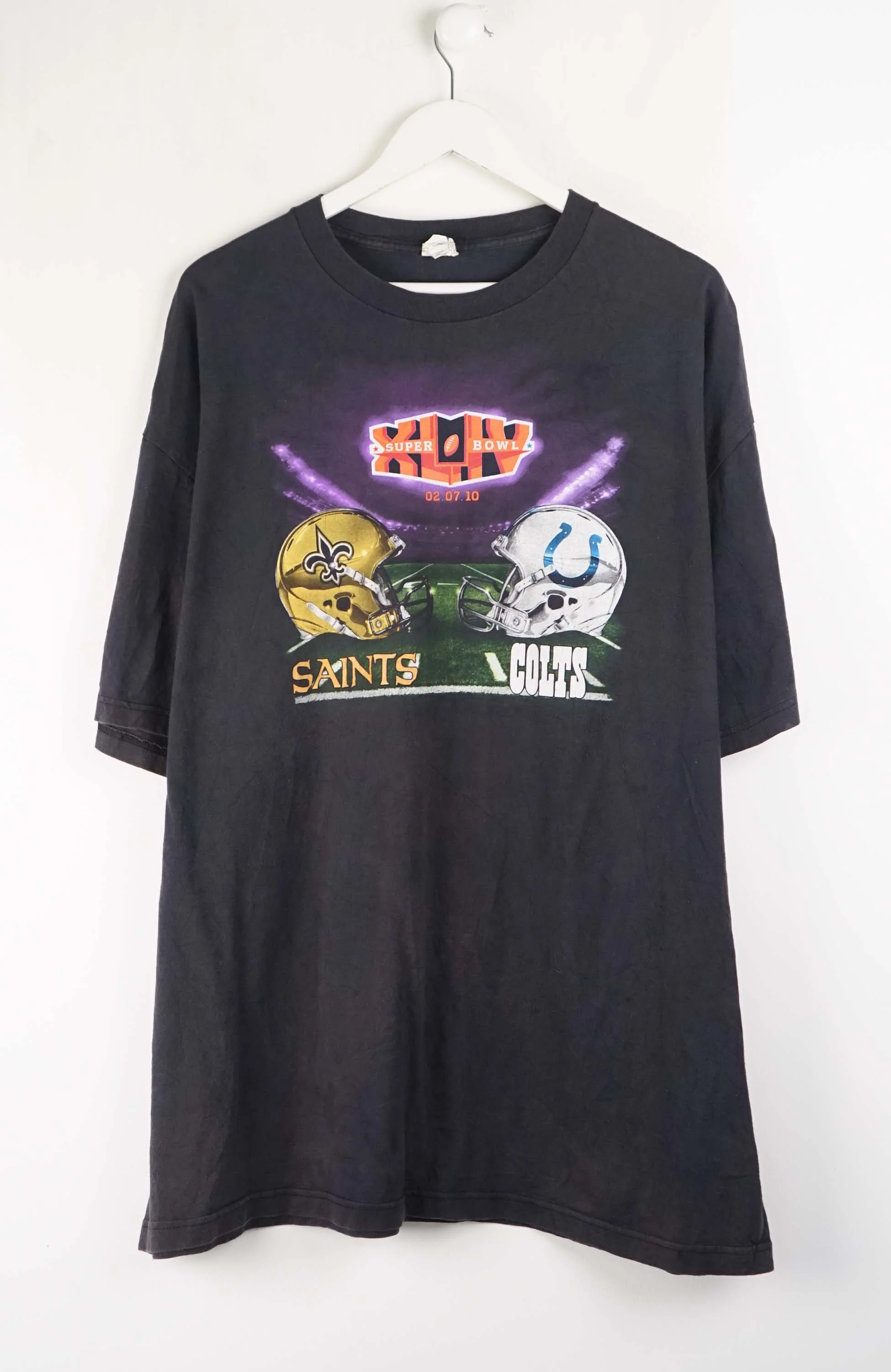 VINTAGE SUPER BOWL SAINTS VS COLTS T-SHIRT (XXL)