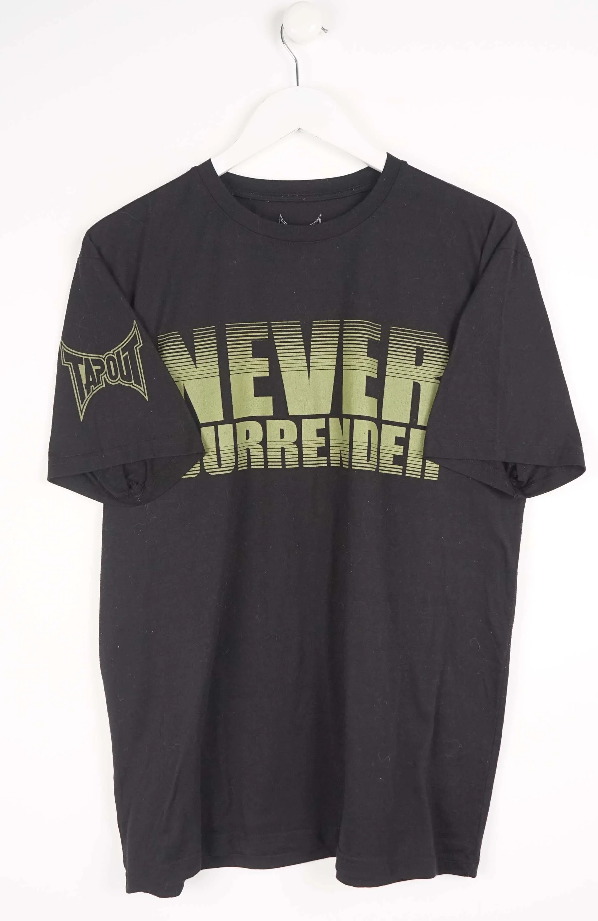 VINTAGE TAP OUT T-SHIRT (M)