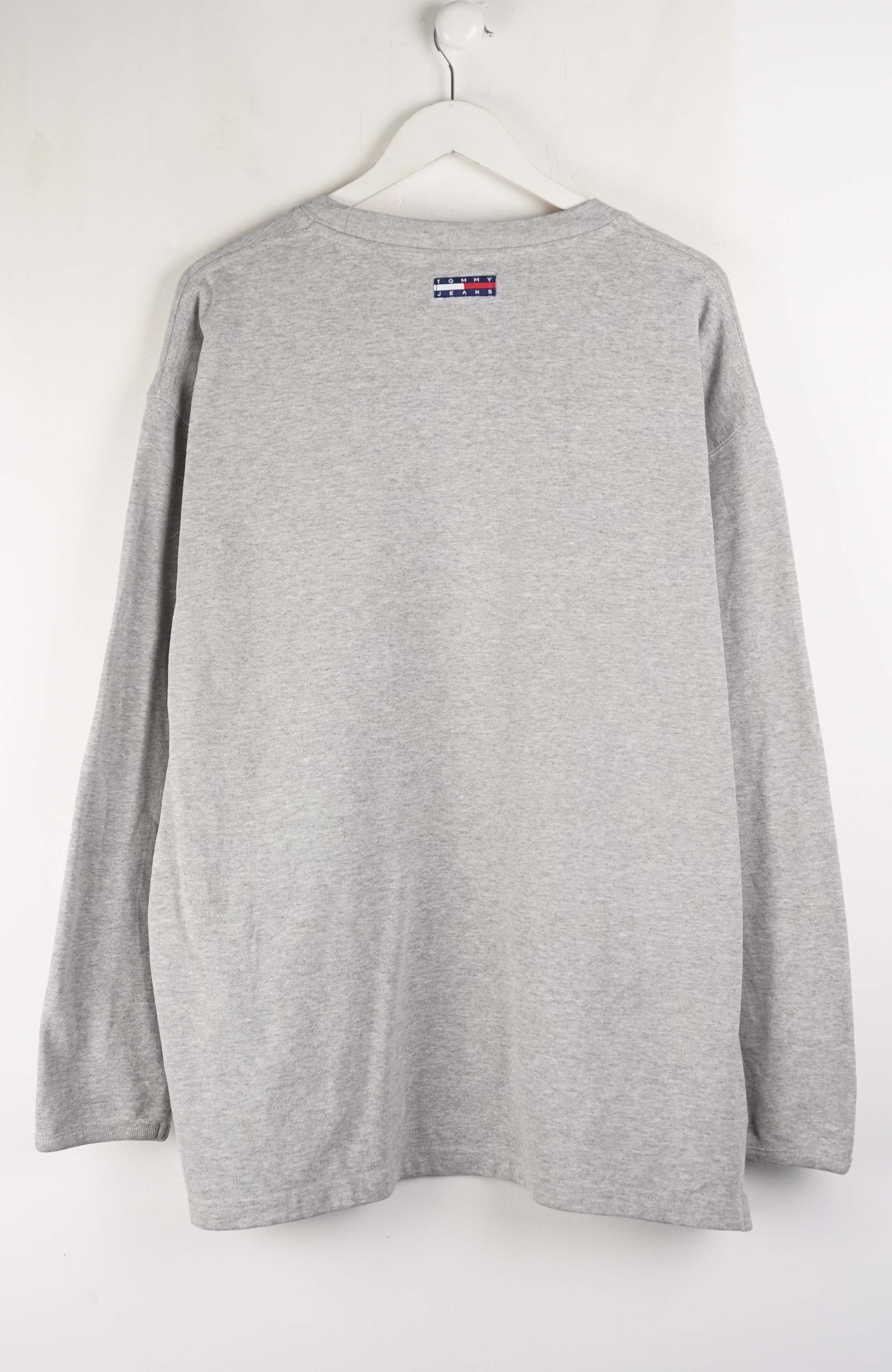VINTAGE TOMMY HILFIGER SWEATER (XL) - Image 2