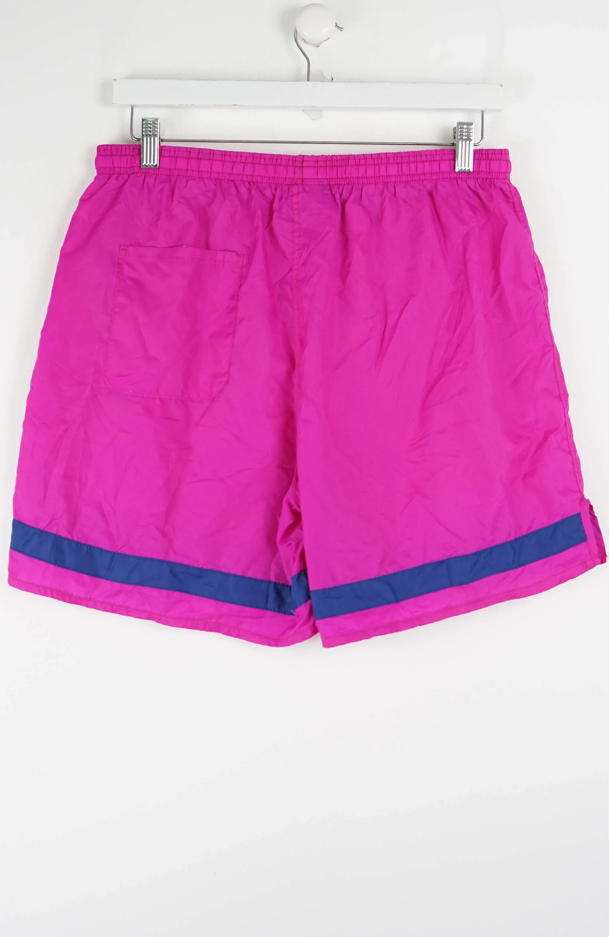 VINTAGE UMBRO ACTIVE SHORTS W30 - Image 3