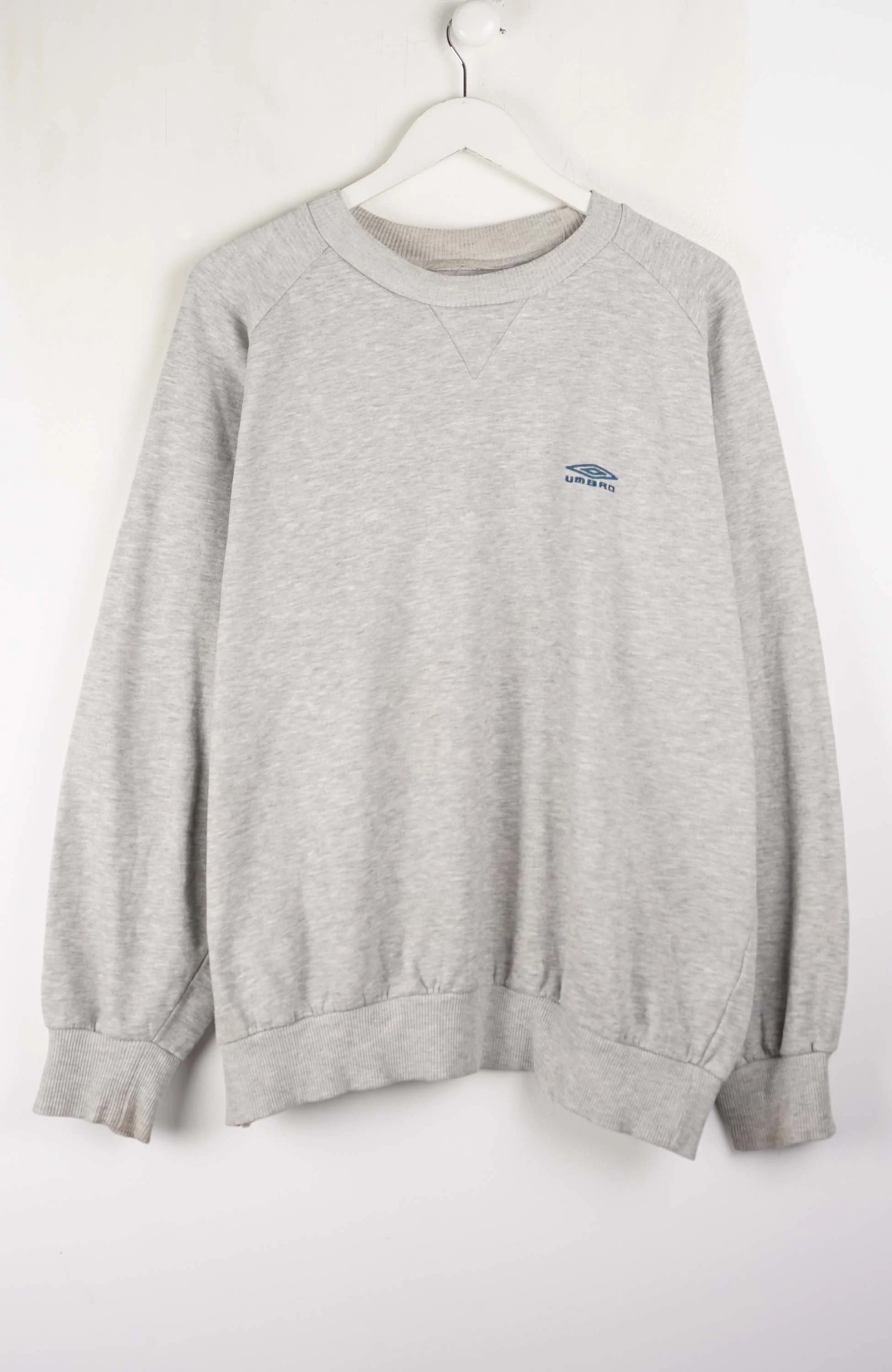 VINTAGE UMBRO SWEATER (XL)