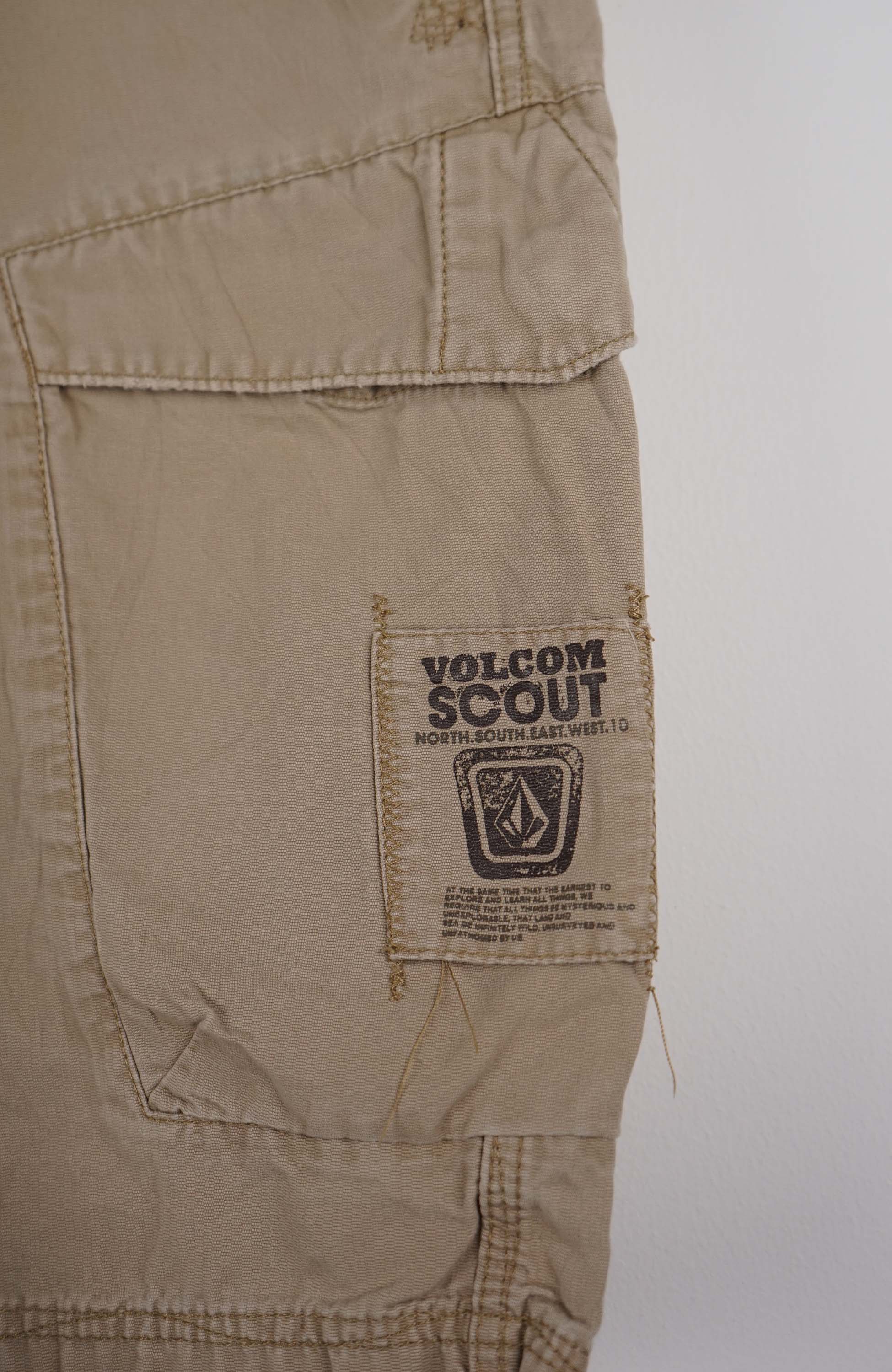 VINTAGE VOLCOM SCOUT CARGO SHORTS W32 - Image 2