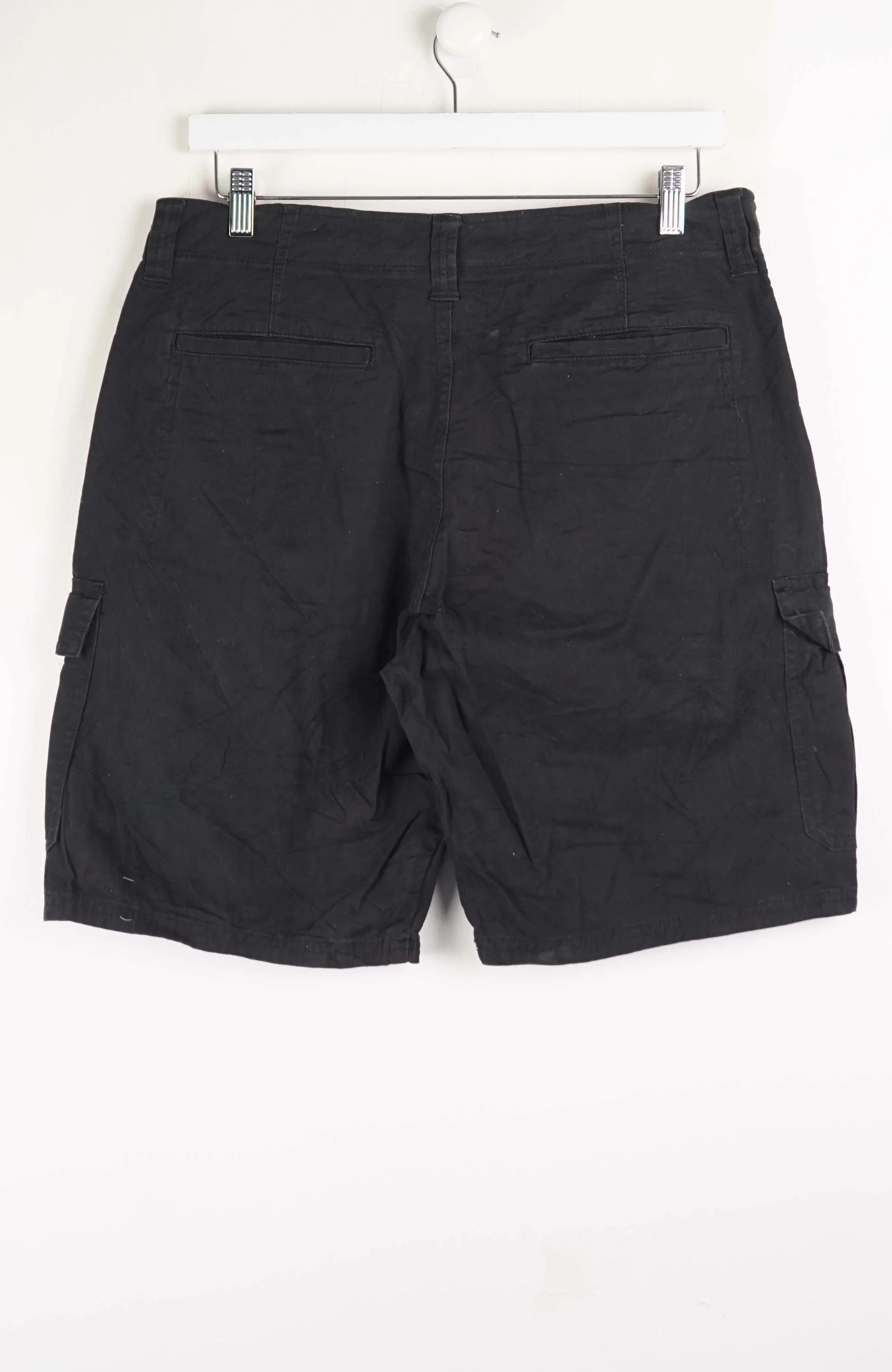 VINTAGE WRANGLER CARGO SHORTS W32 - Image 3