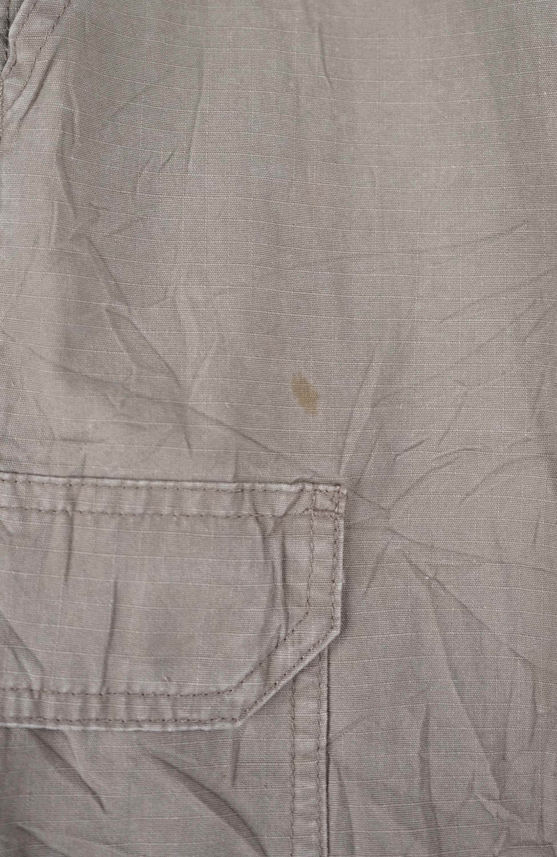 VINTAGE WRANGLER CARGO SHORTS W34 - Image 3
