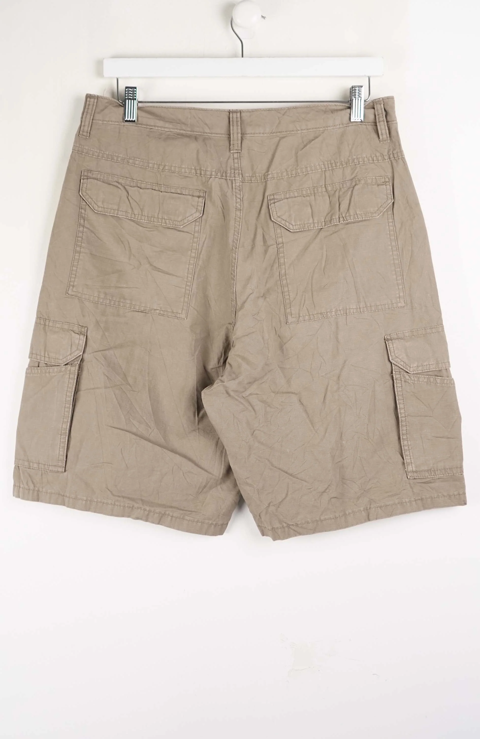 VINTAGE WRANGLER CARGO SHORTS W34 - Image 4